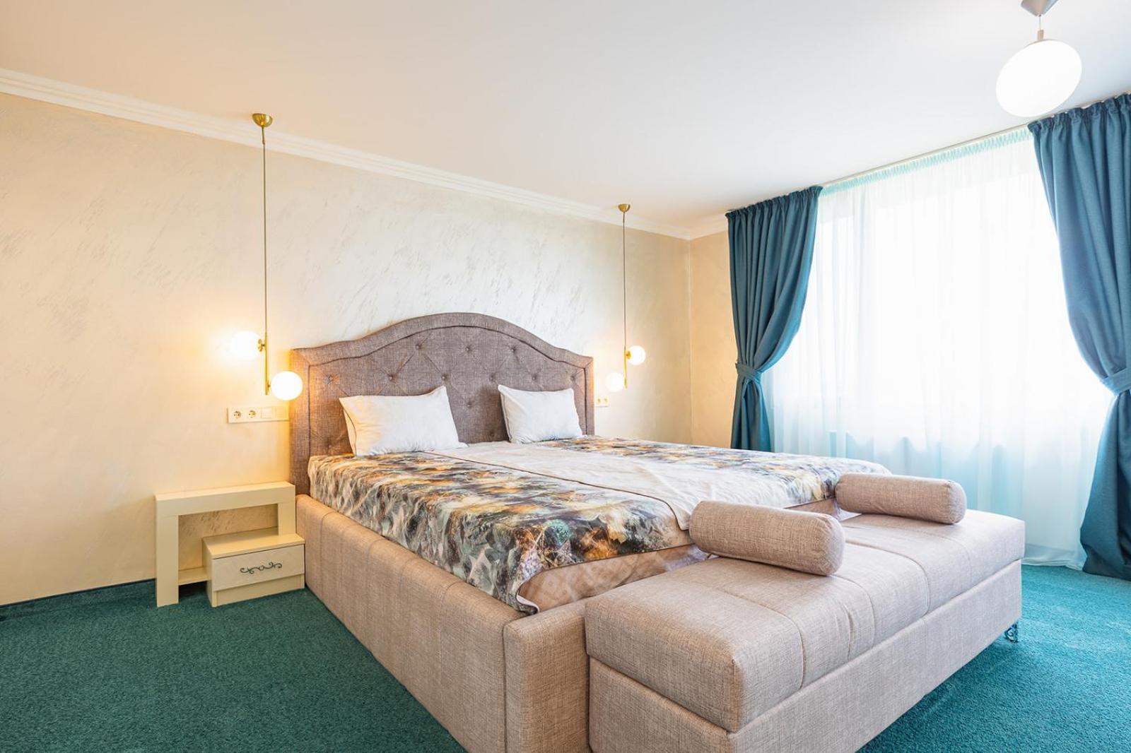 Lecardo Hotel Aheloj Kültér fotó